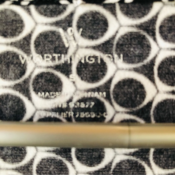 WORTHINGTON Womens Top Size Small Scoop Neckline Black & White Cap Sleeves New - Picture 6 of 9